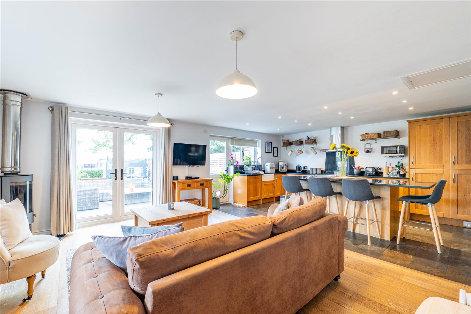 3 bed property in Dob Lane, Preston